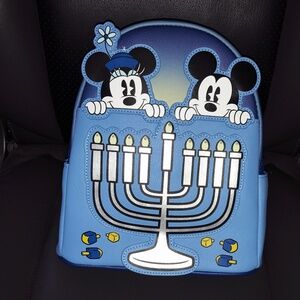 NWT Disney Parks Light Up Mickey And Minnie  Hanukkah Loungefly Mini Backpack